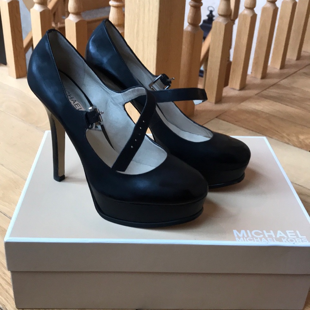 Michael kors black platform Mary Jane